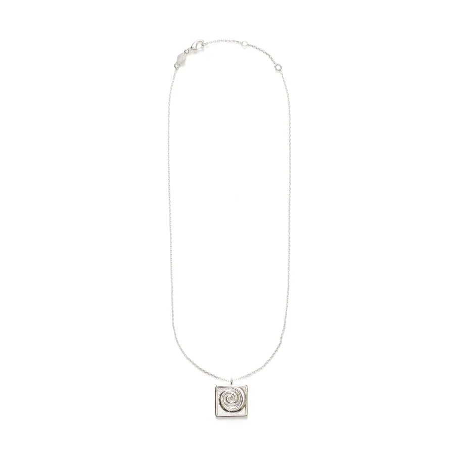 Hot Swirly Square Necklace - Silver Necklaces